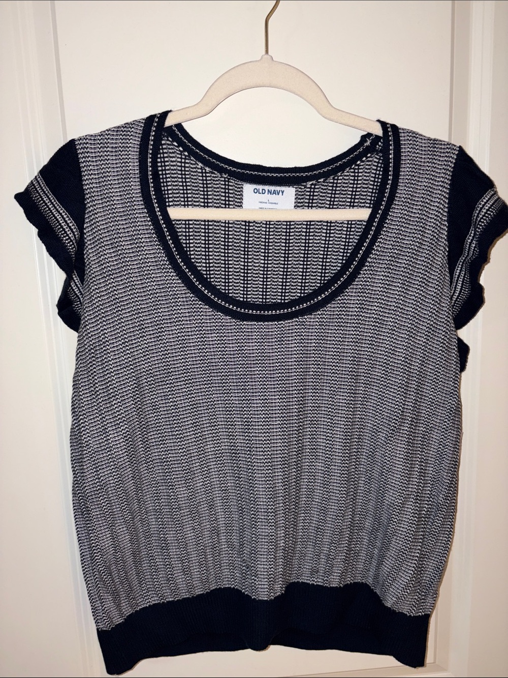 Old Navy Navy and White Sweater Knit Scoop Neck Tank